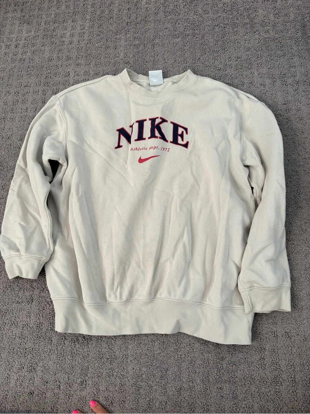 Nike Cream Crewneck Sweatshirt with Maroon Logo